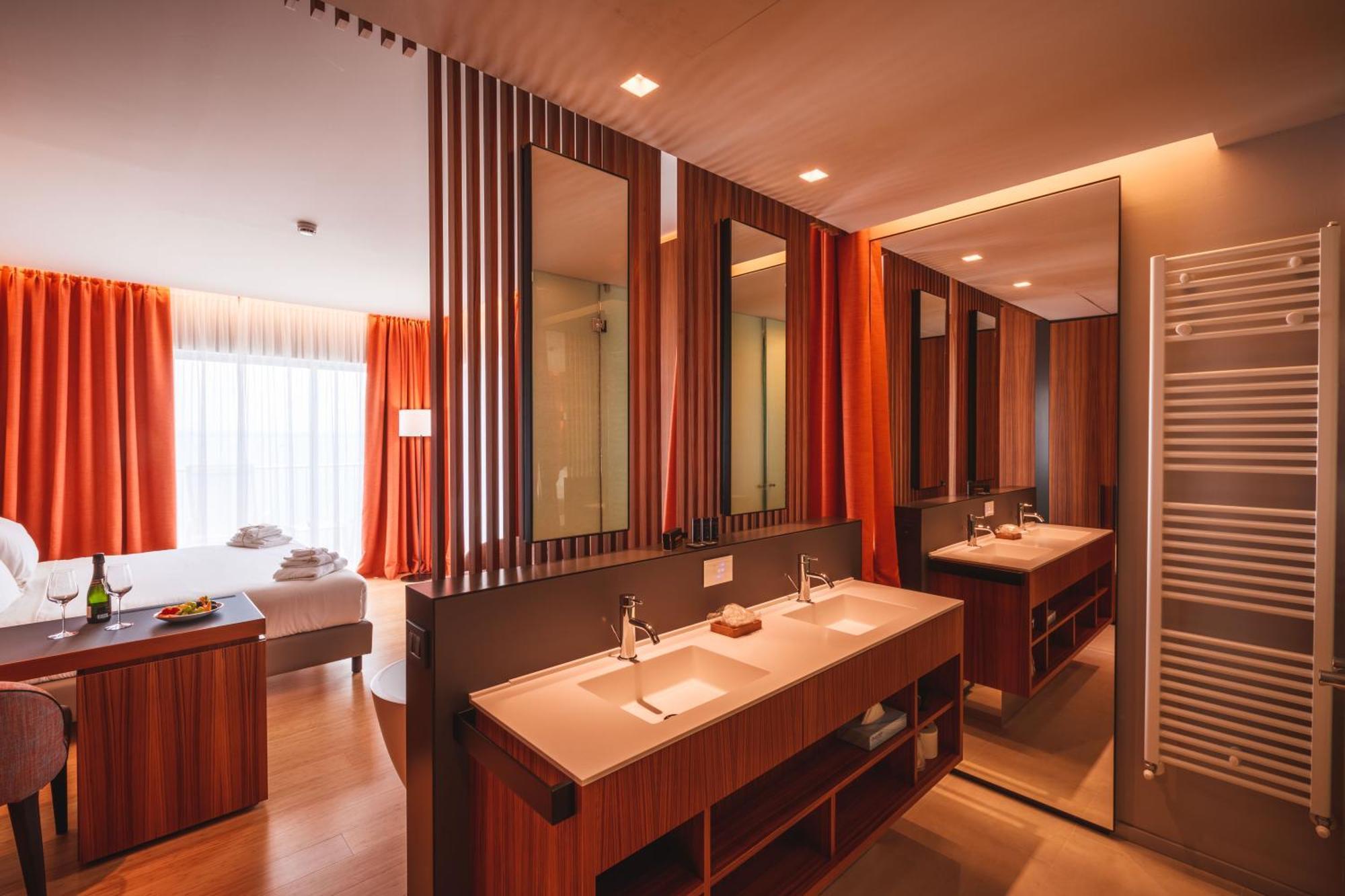 סירמיונה Hotel Ocelle Thermae&Spa (Adults Only) מראה חיצוני תמונה